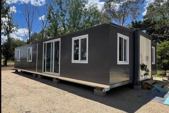 Crea lo spazio dei tuoi sogni con la nostra casa pieghevole a doppia ala in stile lussuoso