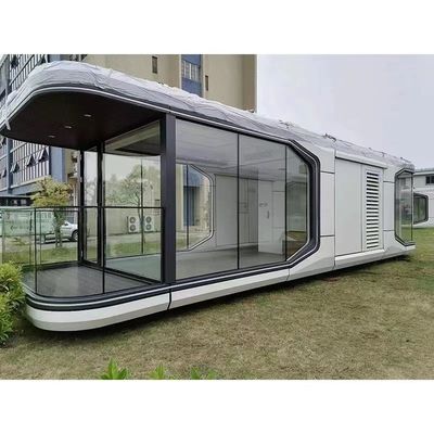 Vivi il lusso in una capsula con una vista più ampia