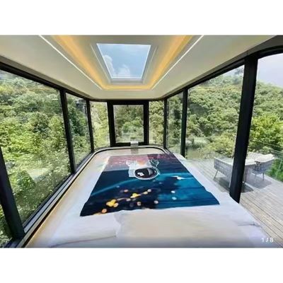 Luxury Container House con una vista ampia e un'estetica moderna in zona turistica