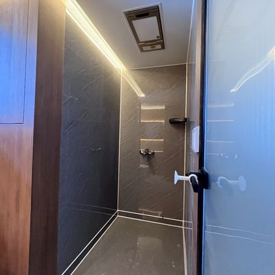Scopri la combinazione perfetta di stile e funzionalità della casa capsula prefabbricata