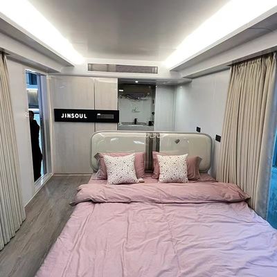 Scopri la combinazione perfetta di stile e funzionalità della casa capsula prefabbricata