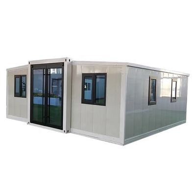 Assemblaggio di case in container espandibili con finestre in alluminio